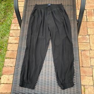 American Eagle Jeanie Pants